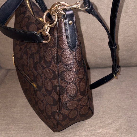 Coach Dark Brown and Black Shoulder Bag - Picture 5 of 10
